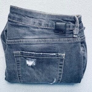 Jag Jeans Women Girlfriend Jeans Grey Distressed Denim 8 whiskering faded